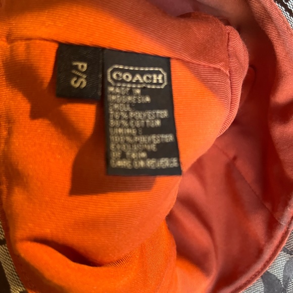 Classic Coach Small Hat - Picture 4 of 6